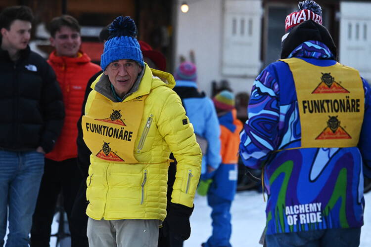 helfer2025_03.jpg Zoom: helfer2025_03.jpg